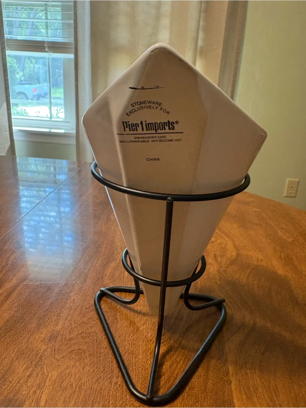 Pier 1 White Ceramic Appetizer Server Set with Black Metal Stand